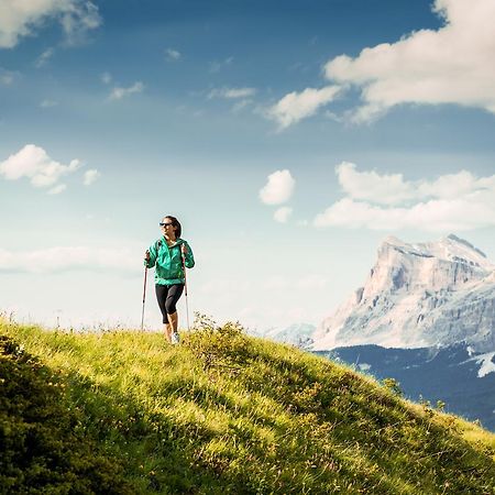 圣马蒂诺-因巴迪亚Pradel Dolomites别墅 外观 照片